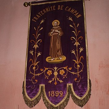 Eglise paroissiale et restes du cloître