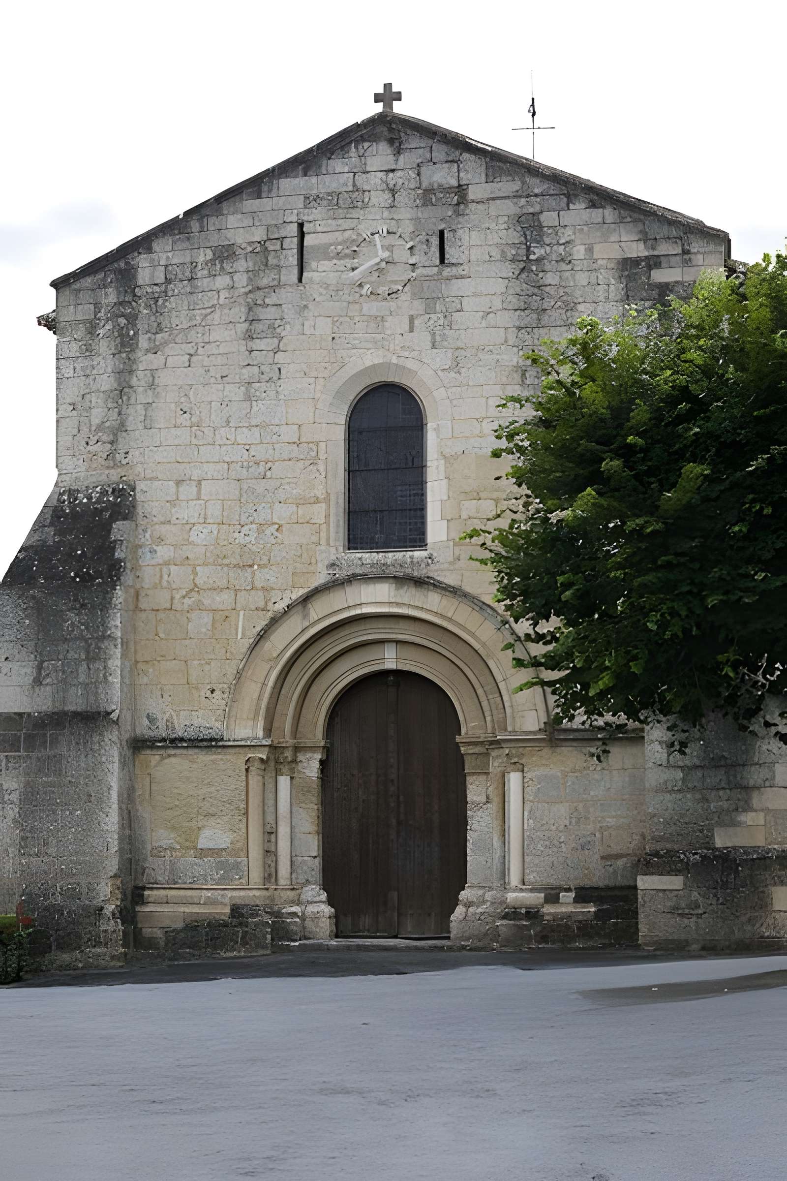 Église Saint-Jean-Baptiste de Chiré-en-Montreuil 
