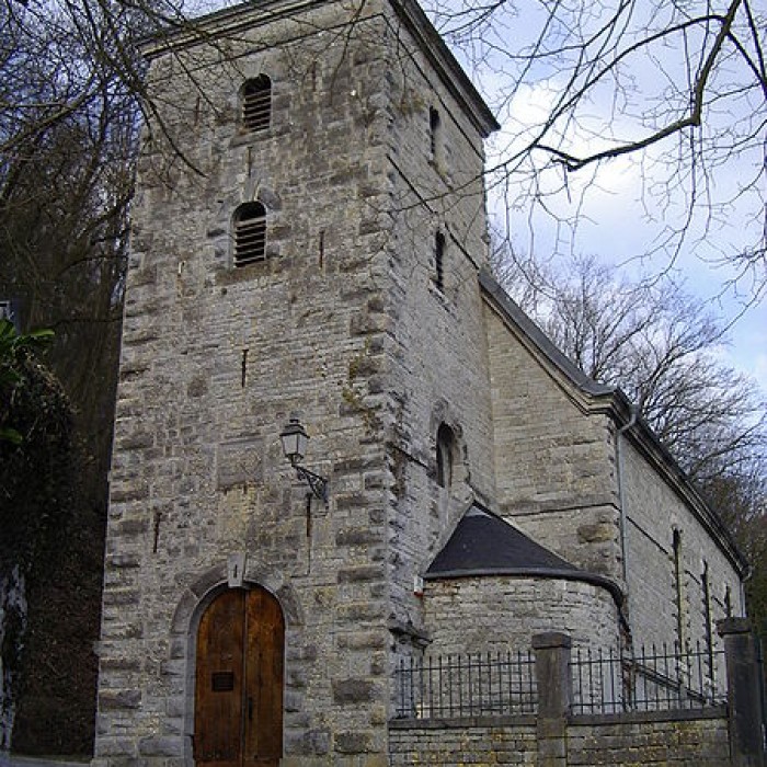 Photo de Église Saint-Jean-Baptiste de Hierges et croix