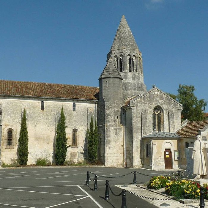Photo de Église Saint-Jean-Baptiste de La Couronne