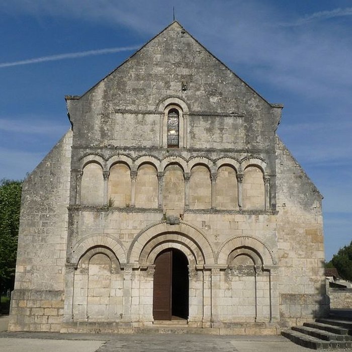 Photo de Église Saint-Jean-Baptiste de La Couronne