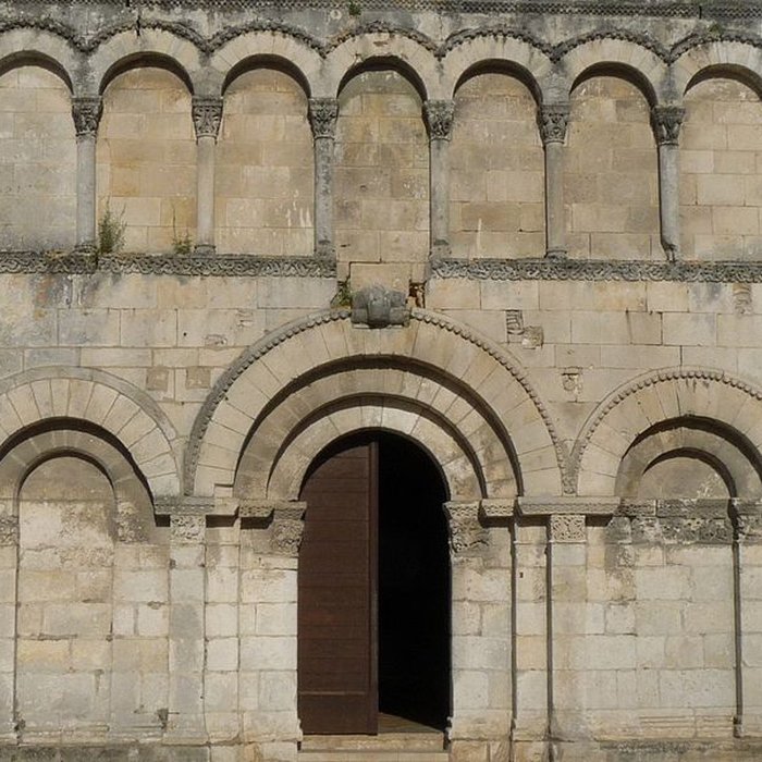 Photo de Église Saint-Jean-Baptiste de La Couronne