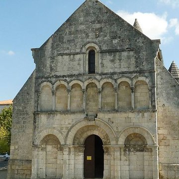 Église Saint-Jean-Baptiste de La Couronne