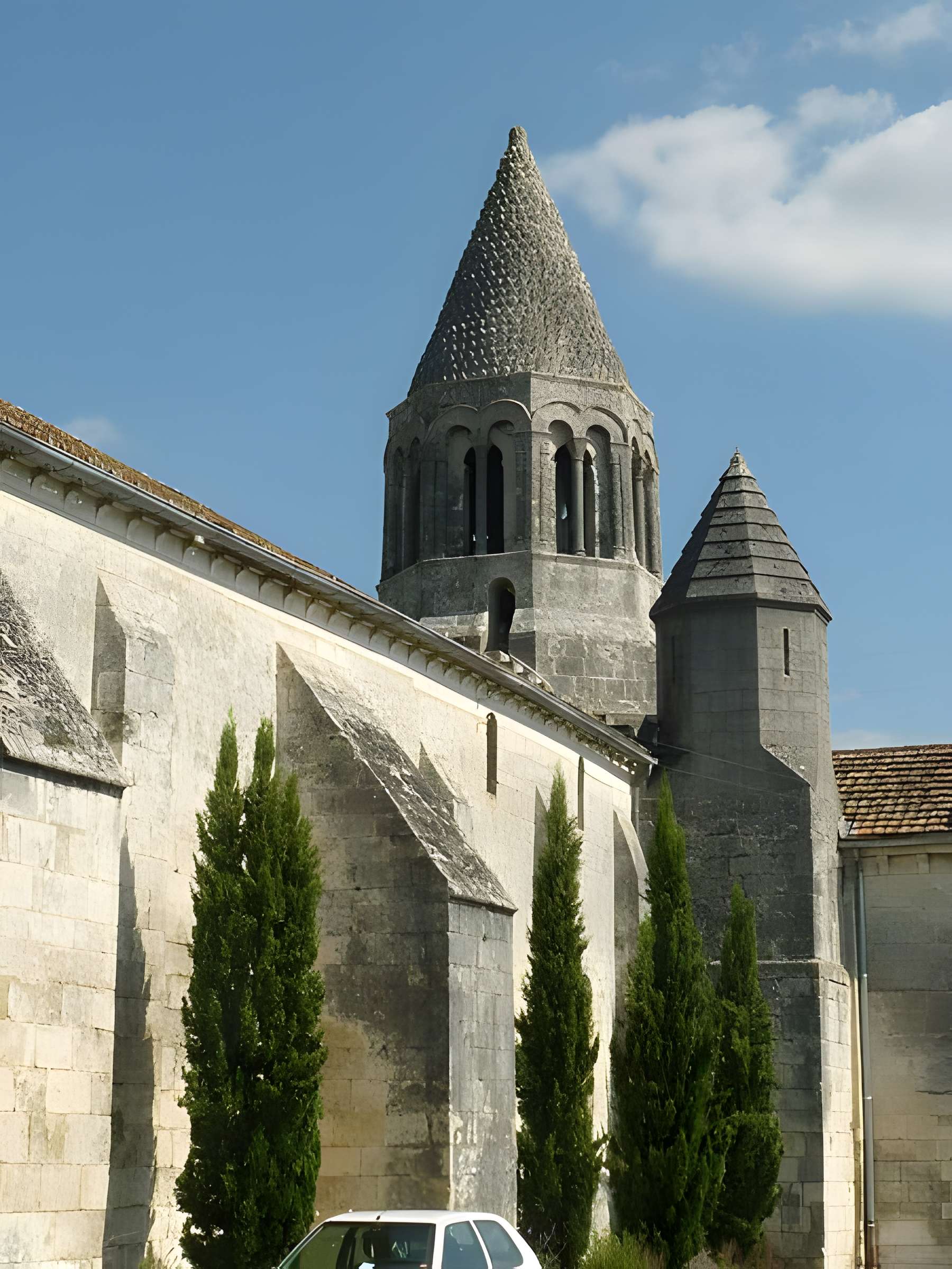 Église Saint-Jean-Baptiste de La Couronne