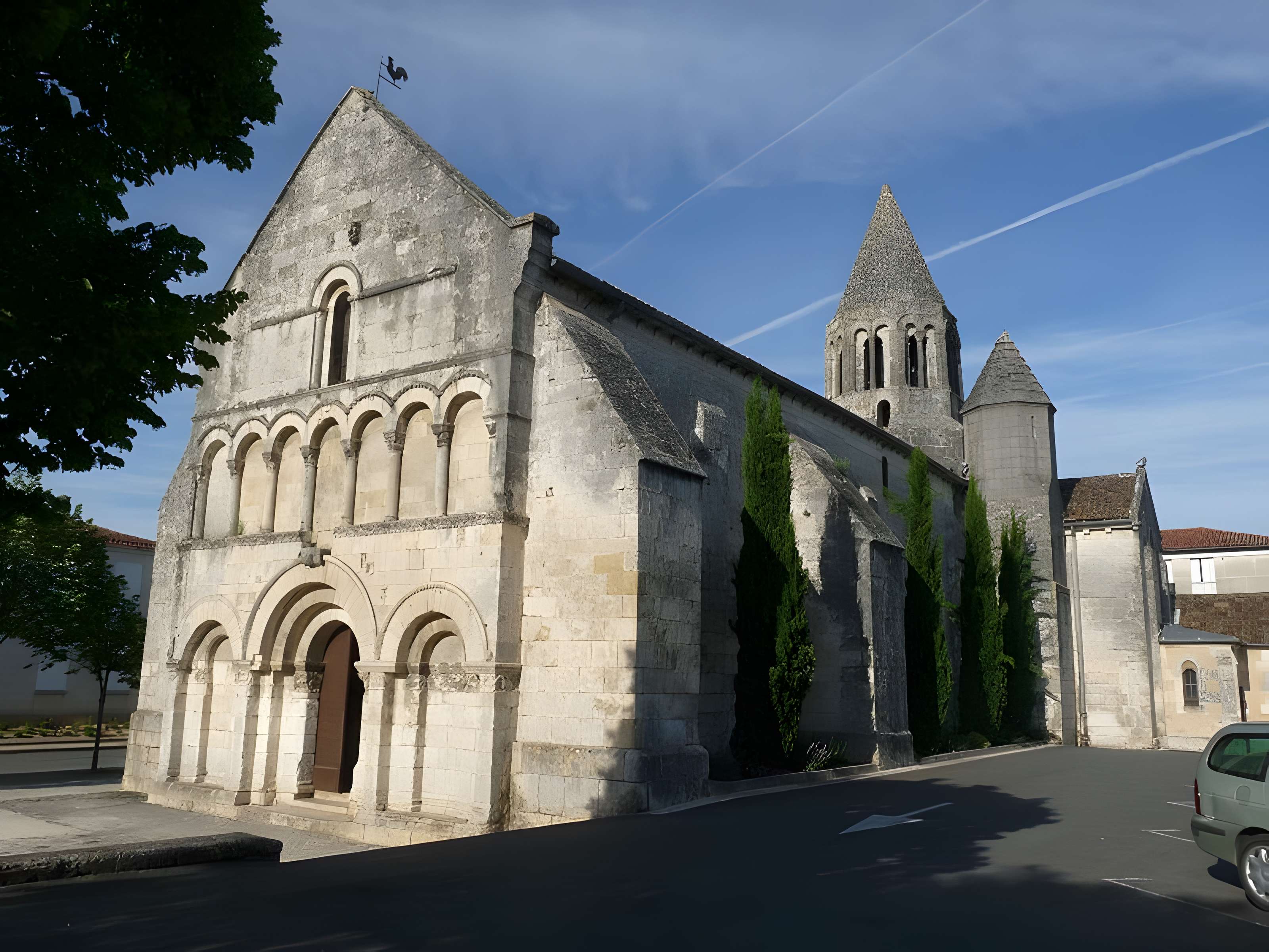 Église Saint-Jean-Baptiste de La Couronne