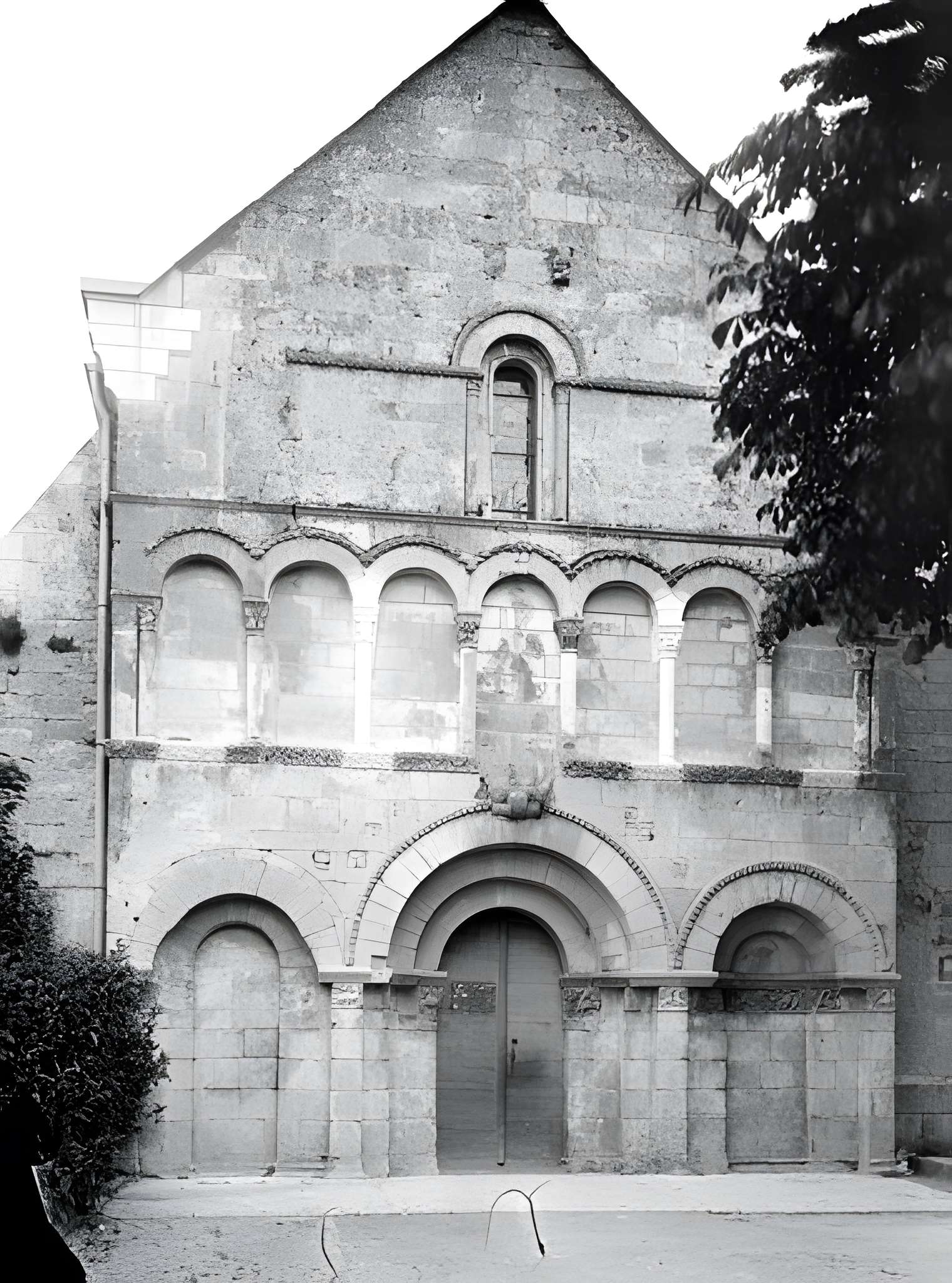 Église Saint-Jean-Baptiste de La Couronne