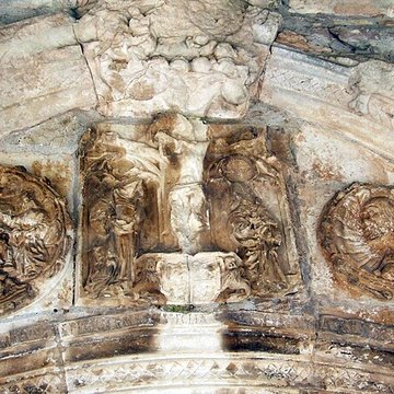 Église Saint-Jean-Baptiste de Loubressac