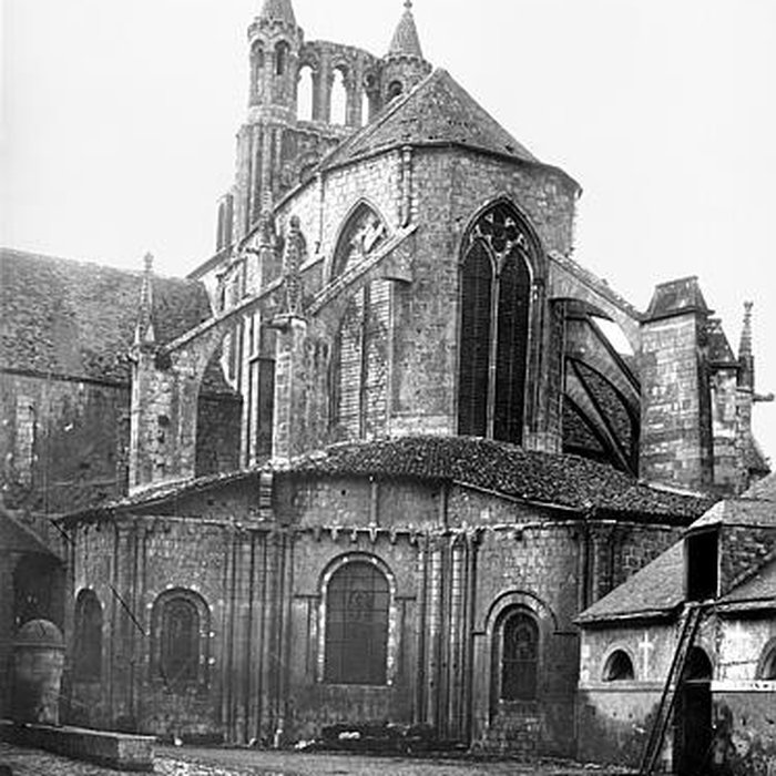 Photo de Abbaye Saint-Jean de Montierneuf