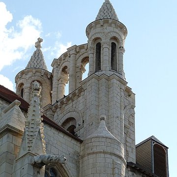 Abbaye Saint-Jean de Montierneuf