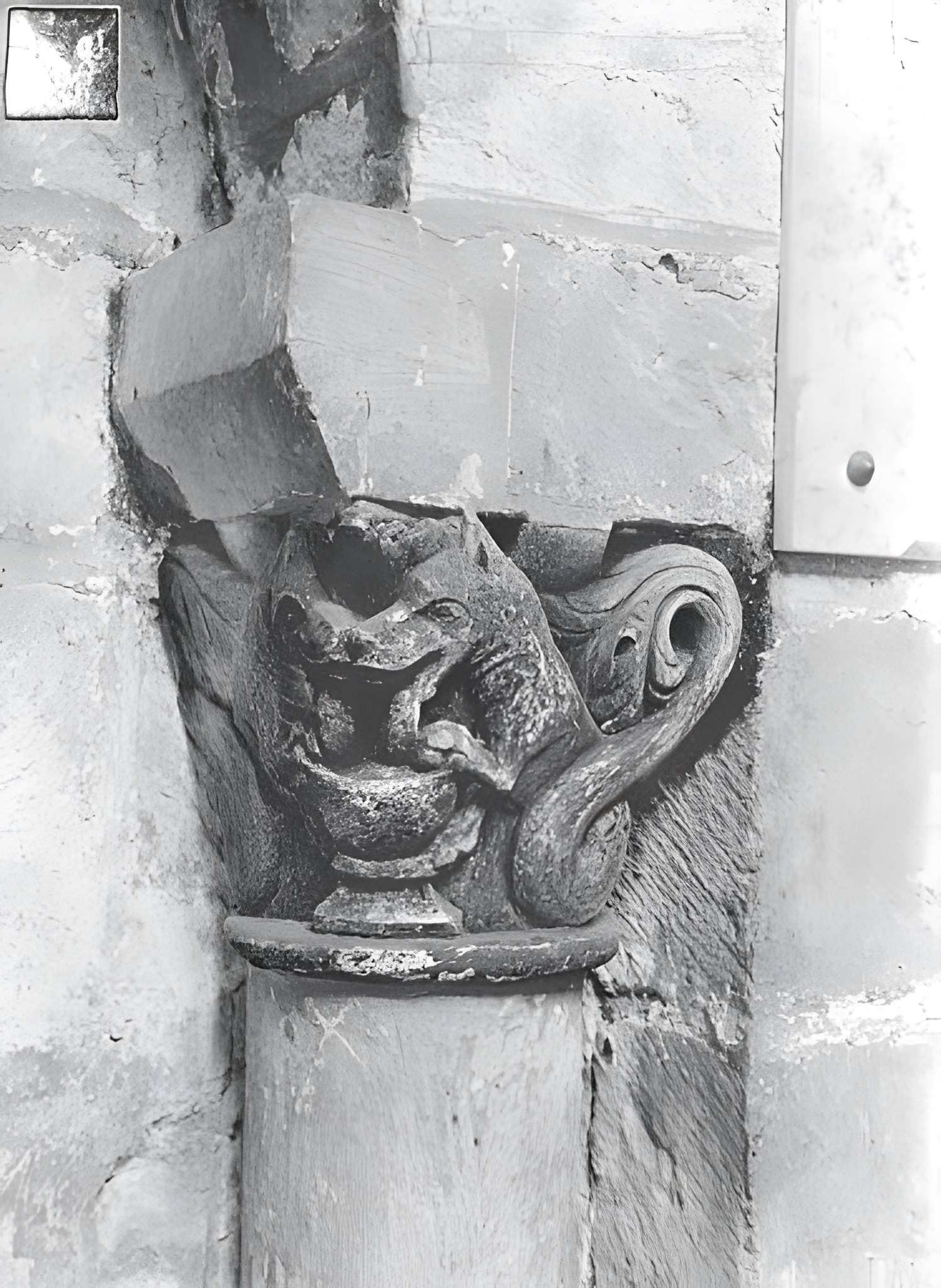 Abbaye Saint-Jean de Montierneuf