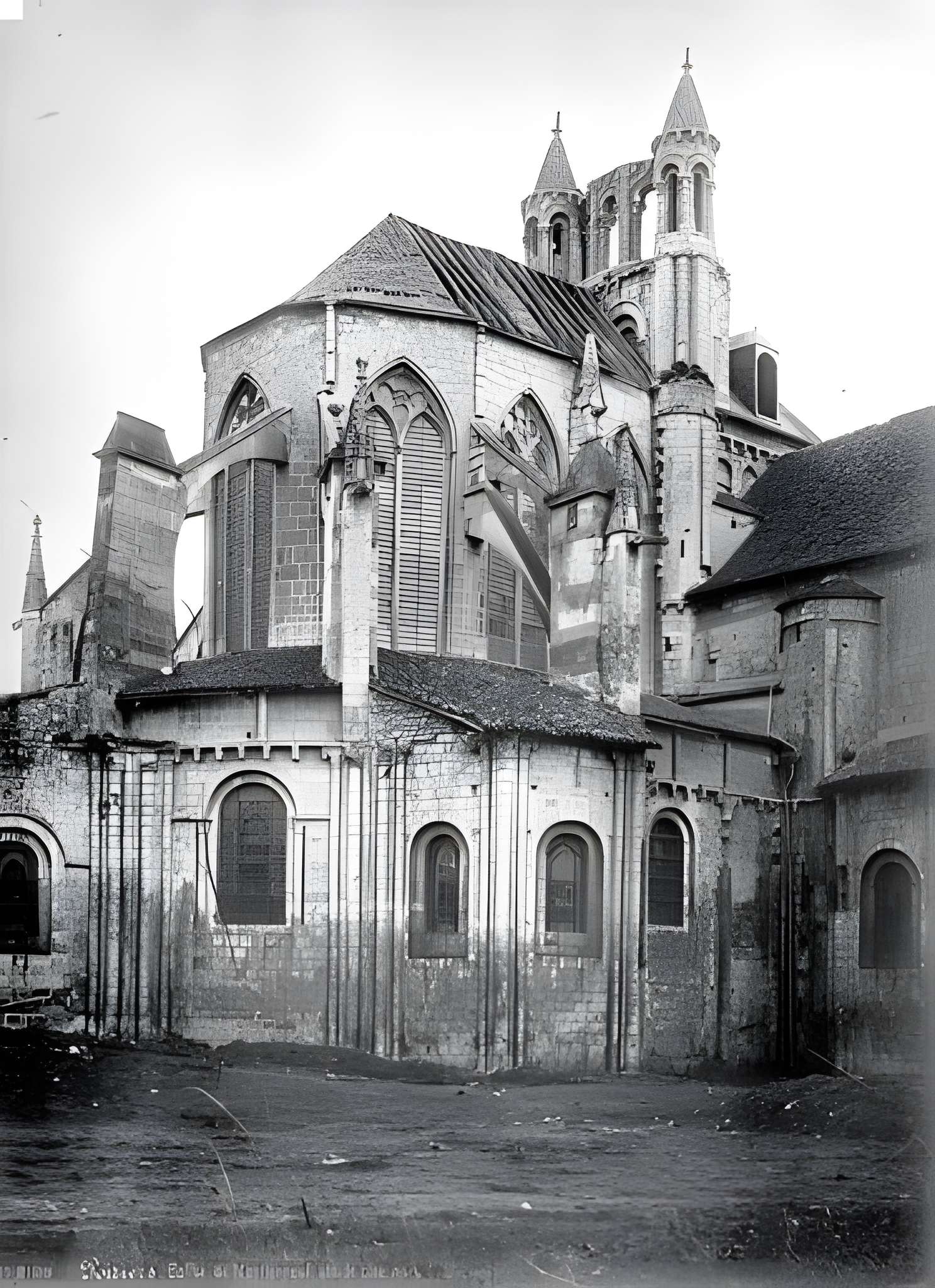 Abbaye Saint-Jean de Montierneuf
