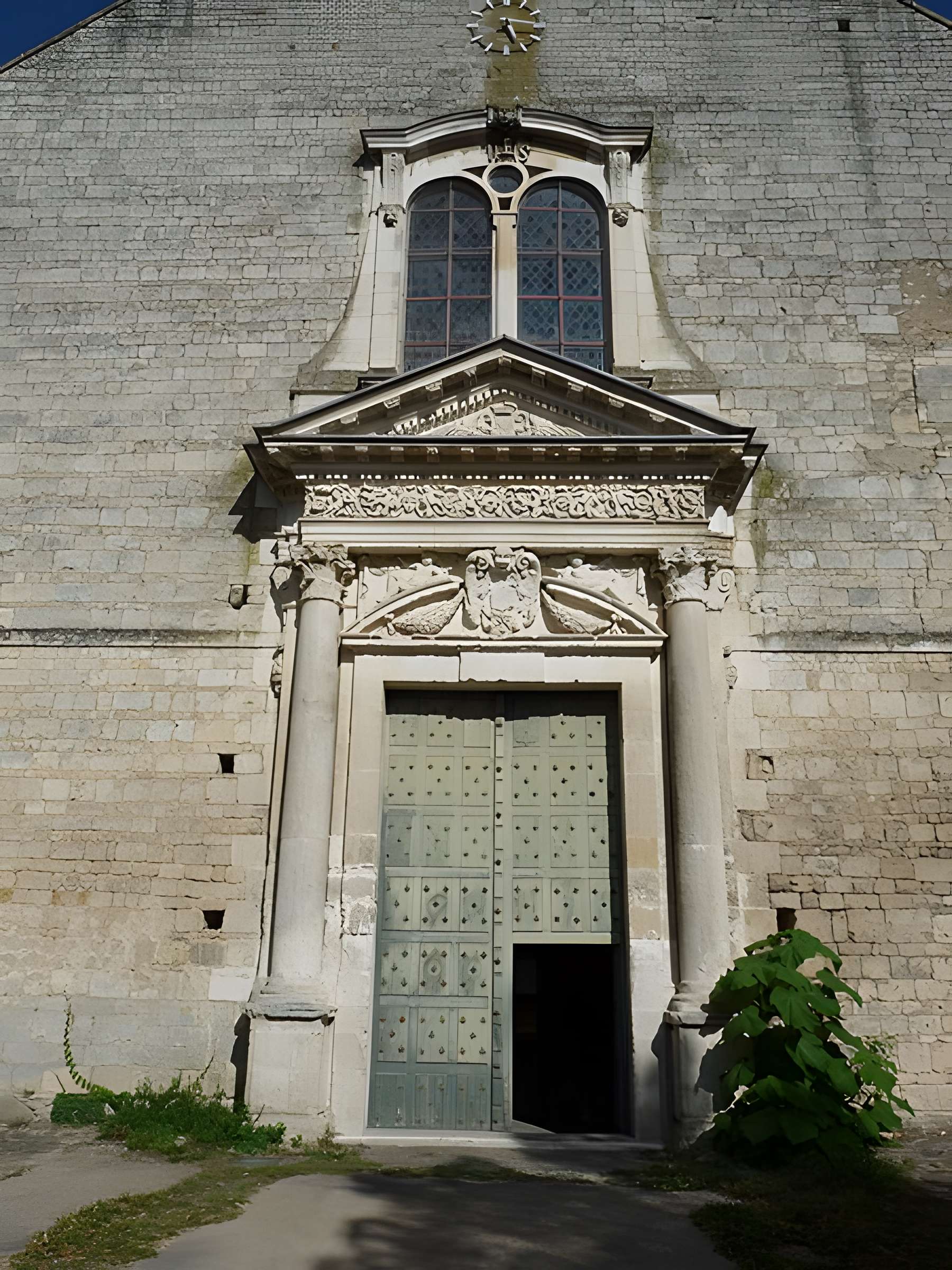 Abbaye Saint-Jean de Montierneuf