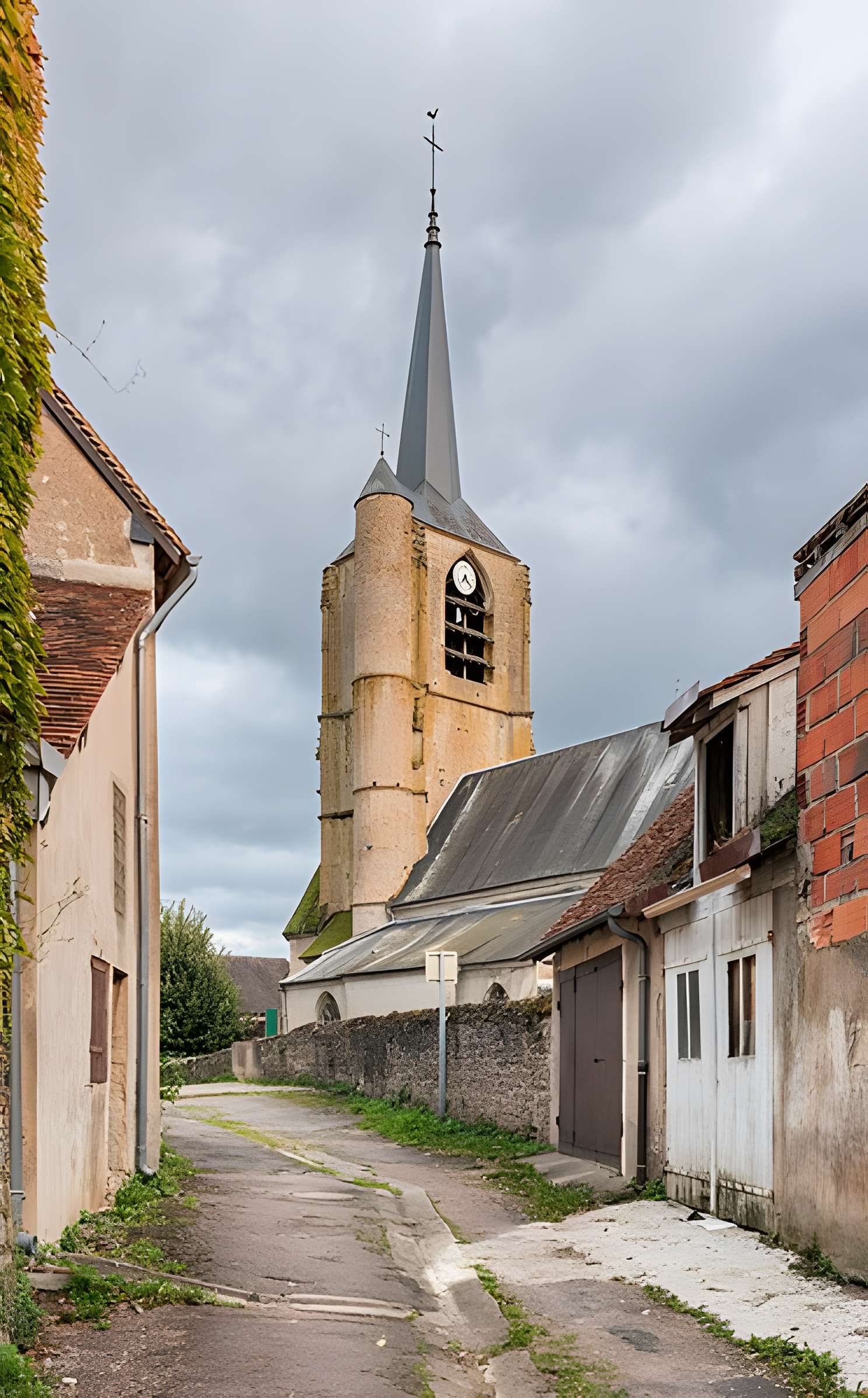 Église Saint-Jean-Baptiste de Moulins-Engilbert