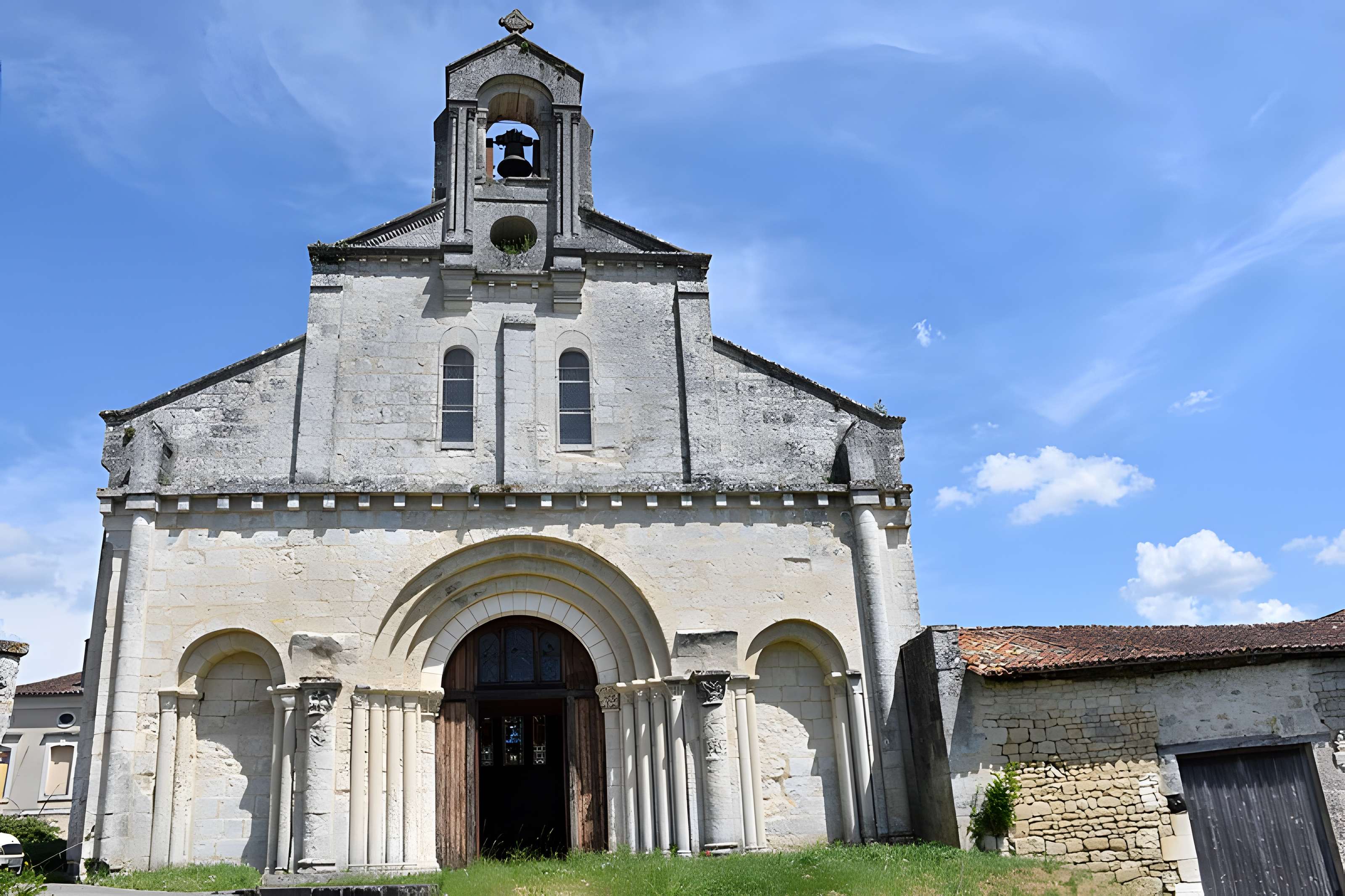 Église Saint-Jean-Baptiste de Ronsenac