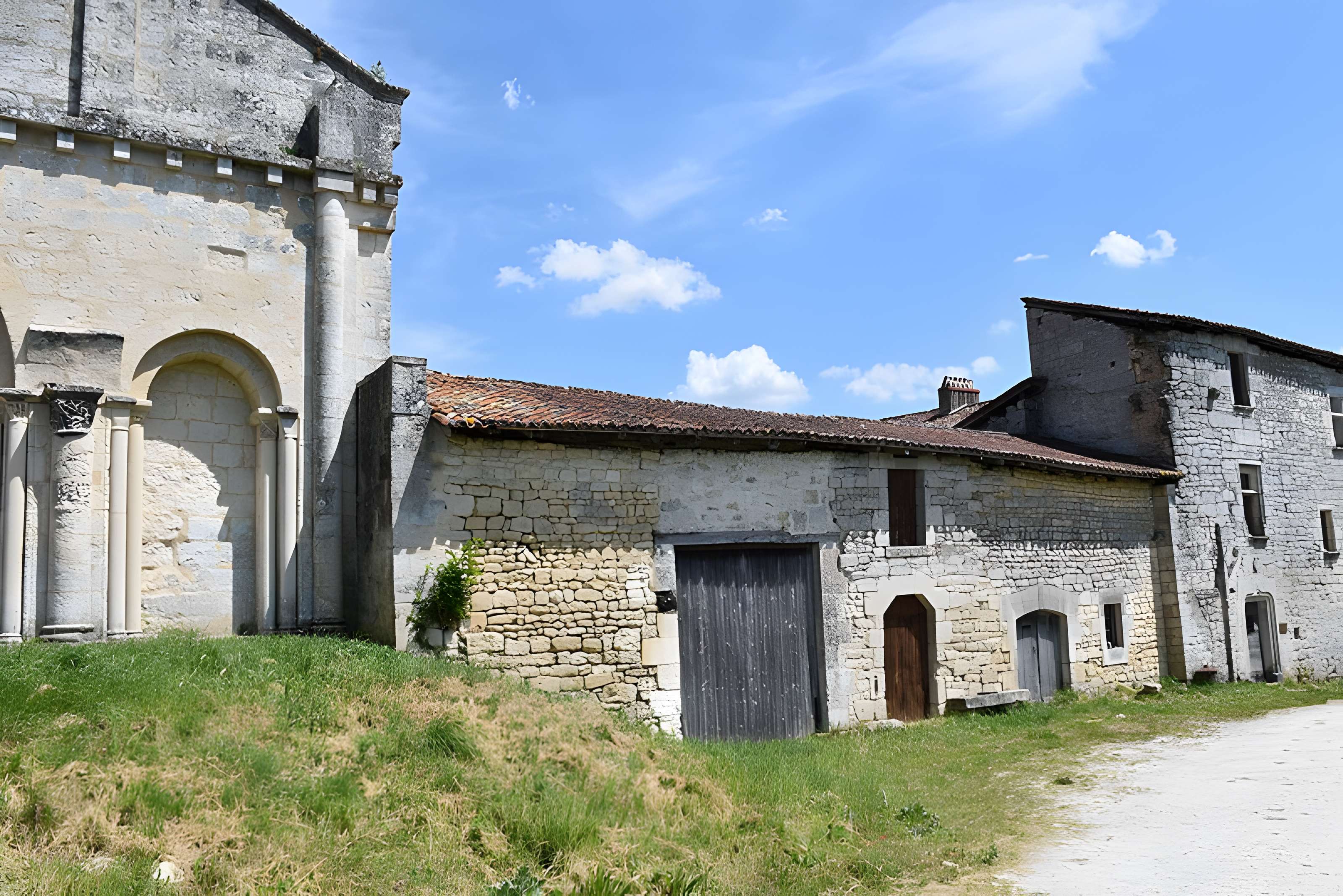 Église Saint-Jean-Baptiste de Ronsenac