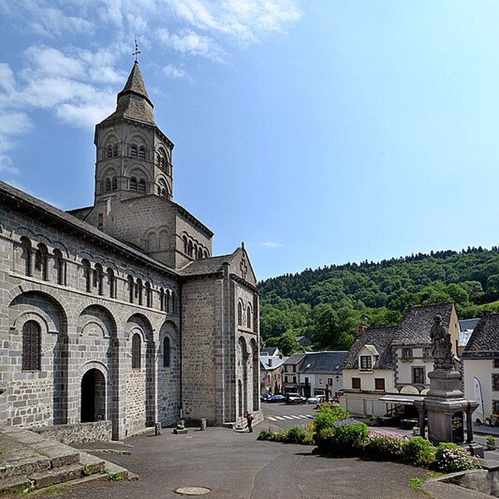Photo de Basilique Notre-Dame dOrcival