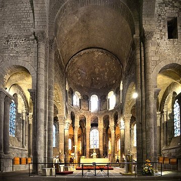 Basilique Notre-Dame dOrcival