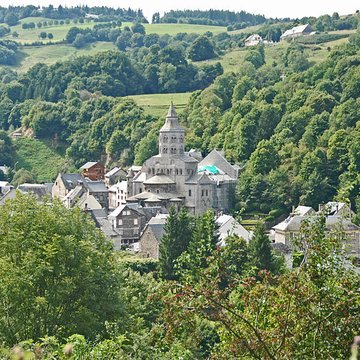 Basilique Notre-Dame dOrcival