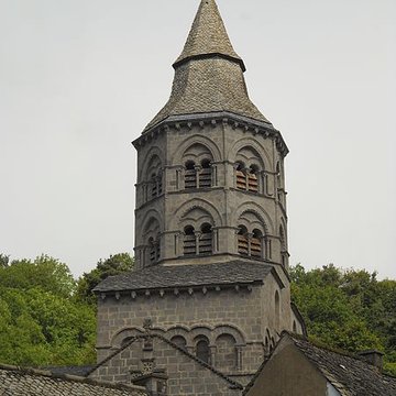 Basilique Notre-Dame dOrcival