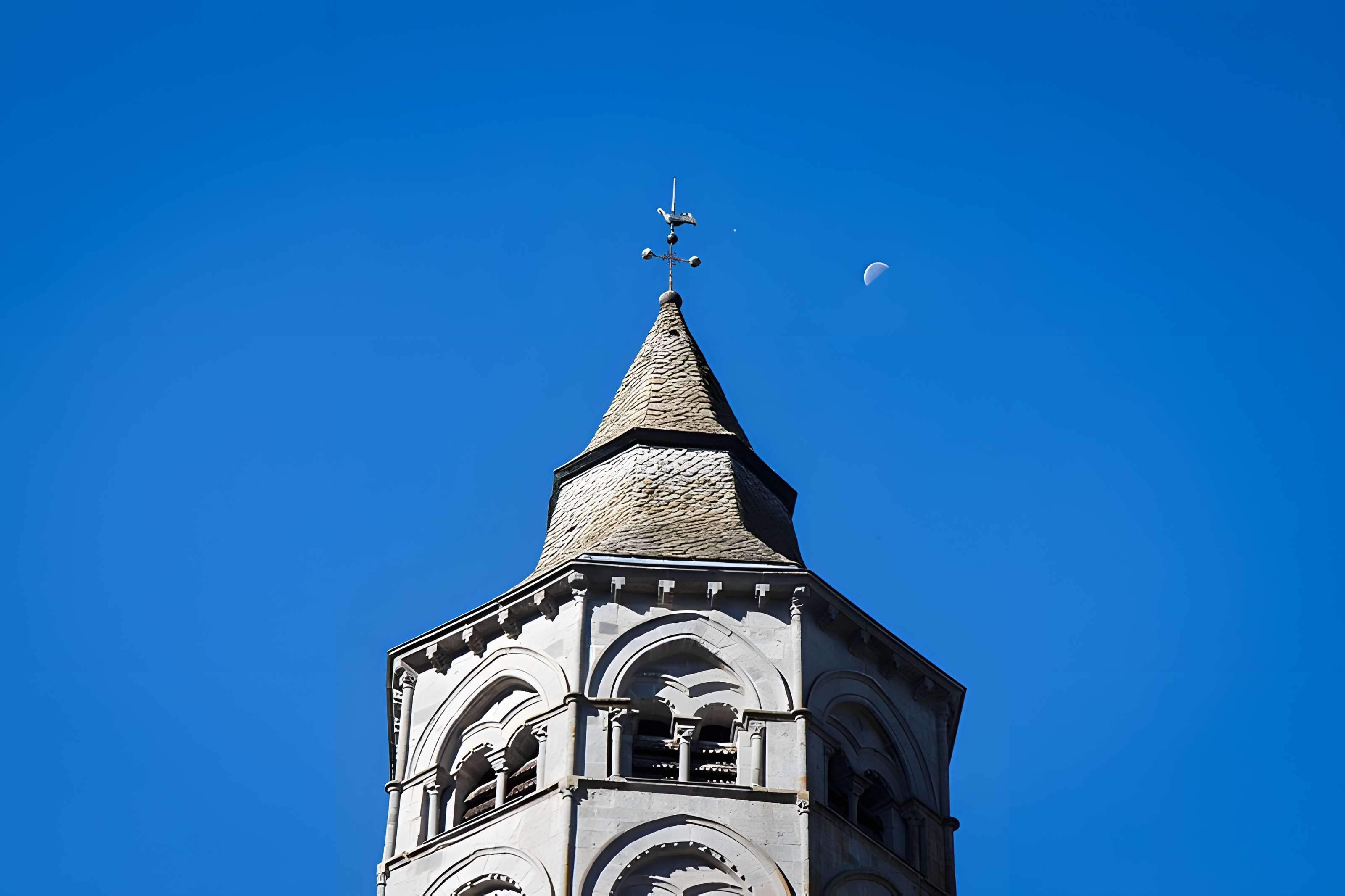 Basilique Notre-Dame d'Orcival
