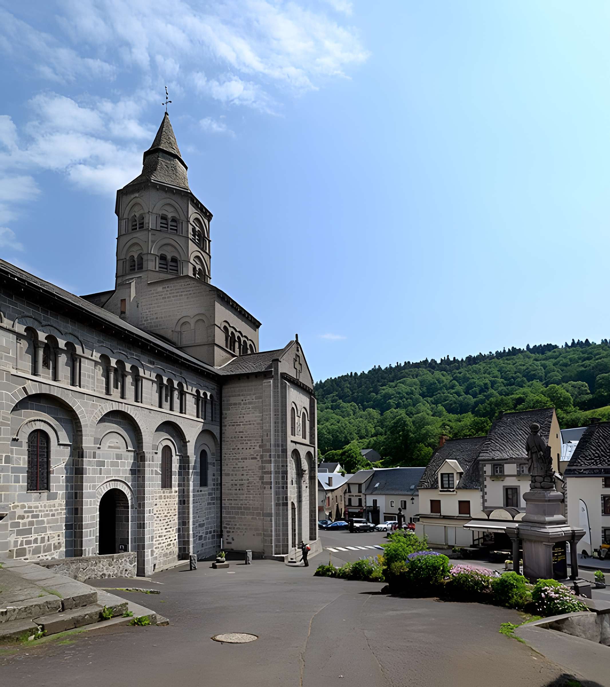 Basilique Notre-Dame d'Orcival