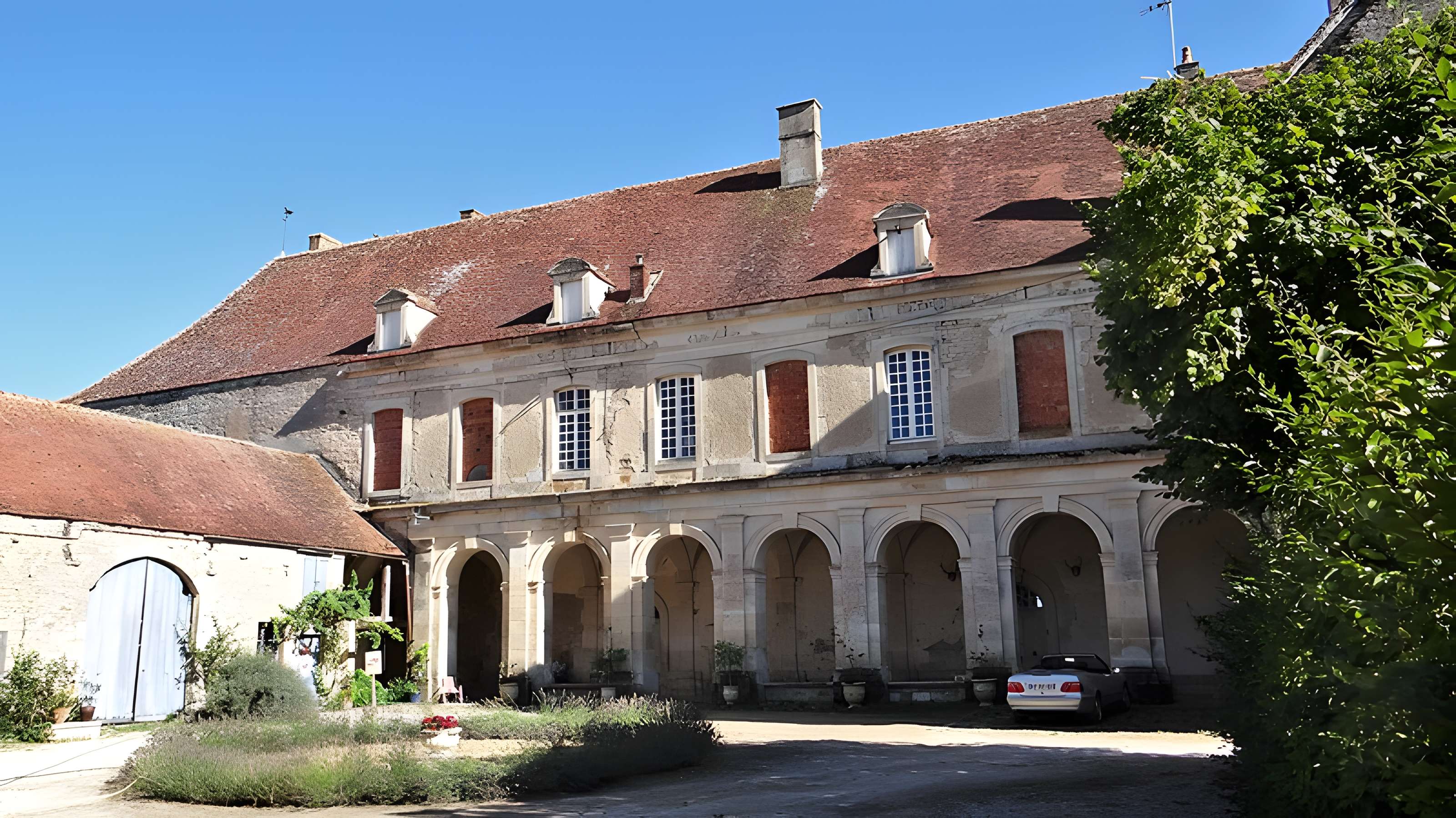 Abbaye Saint-Jean-de-Réome