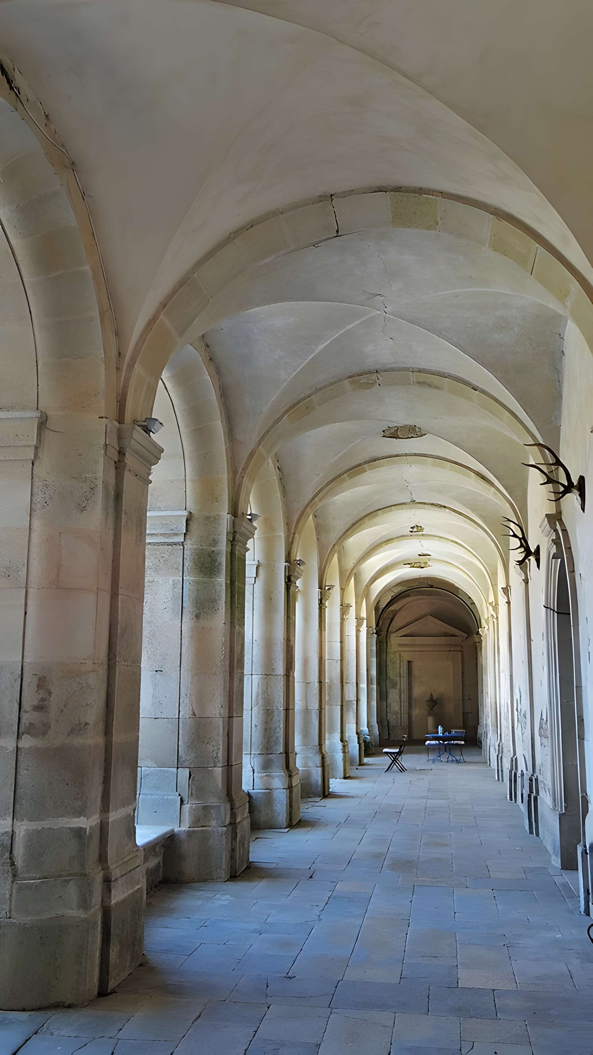 Abbaye Saint-Jean-de-Réome