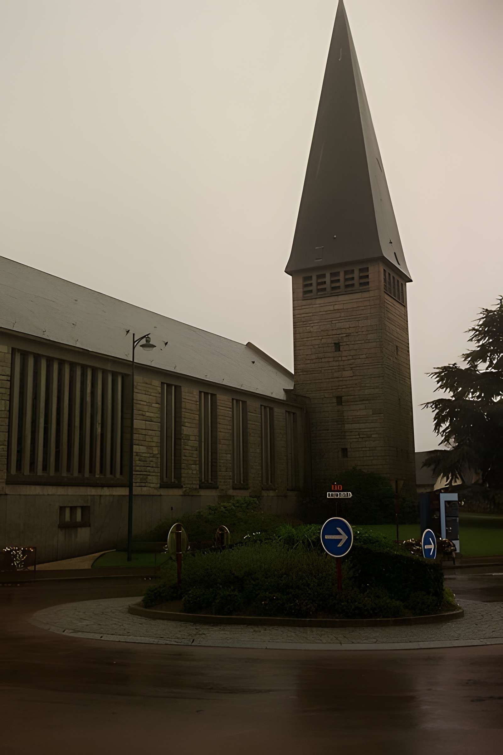 Église Saint-Jean-Baptiste de Saint-Jean-des-Baisants