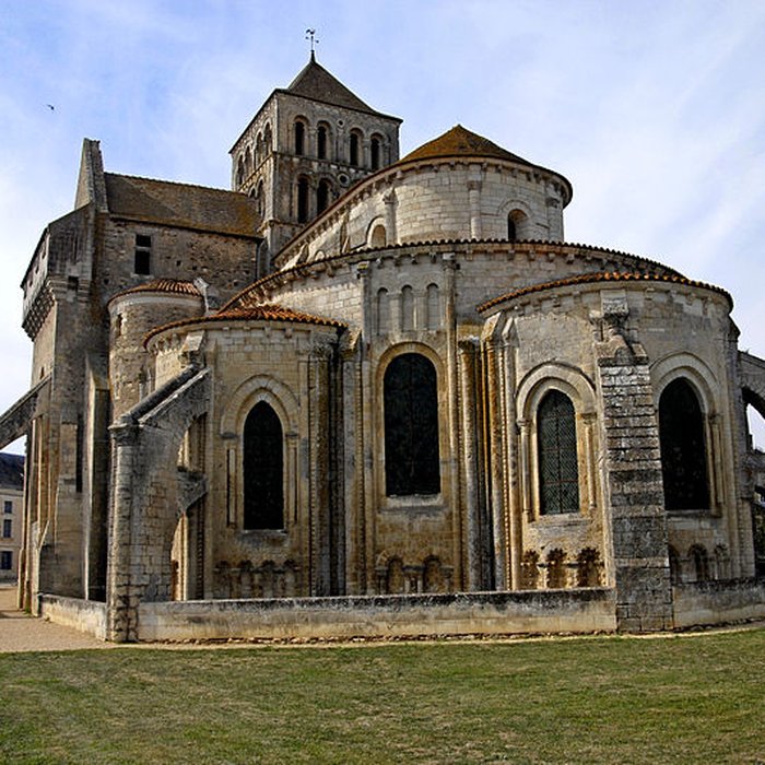 Photo de Abbaye Saint-Jouin de Marnes