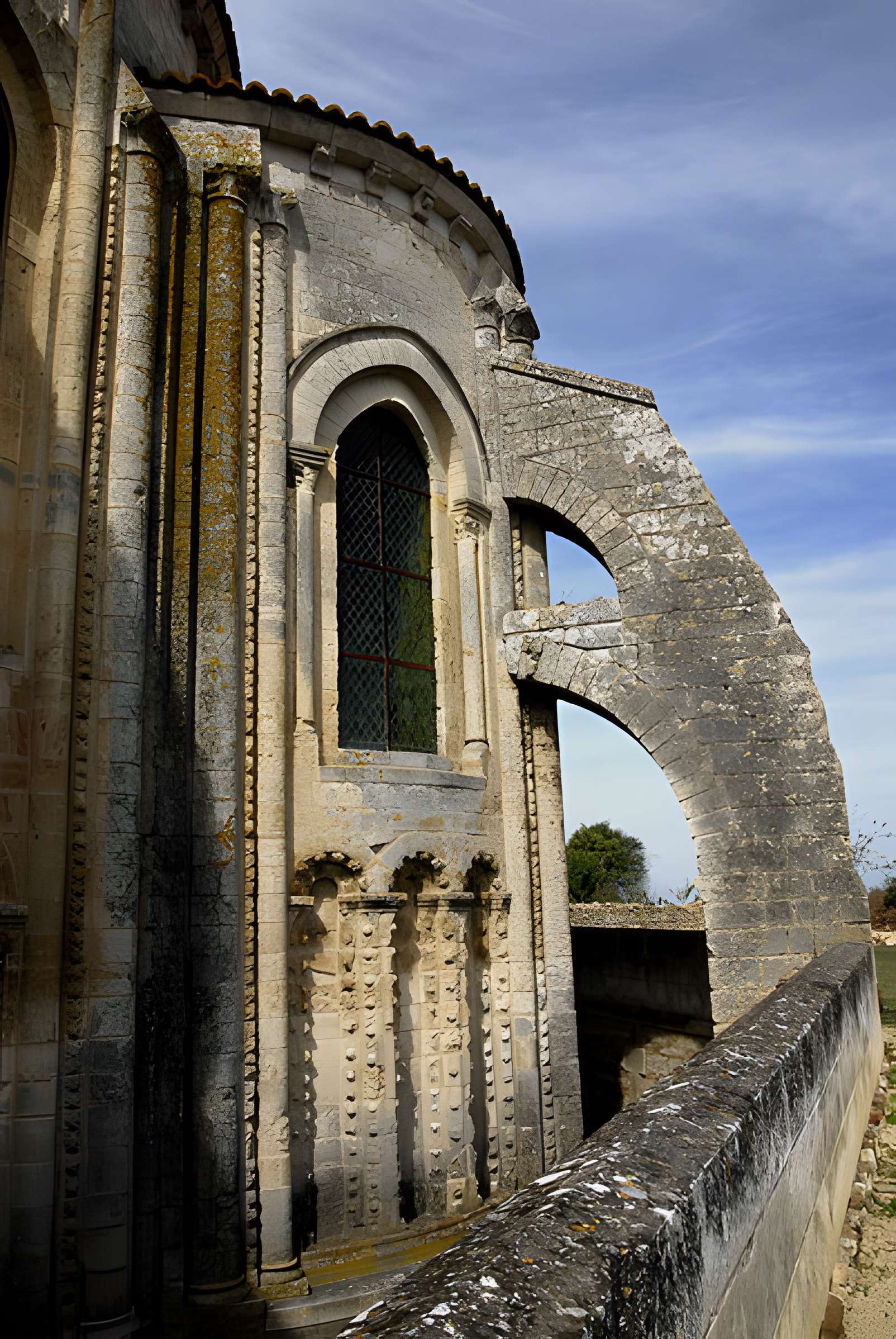 Abbaye Saint-Jouin de Marnes