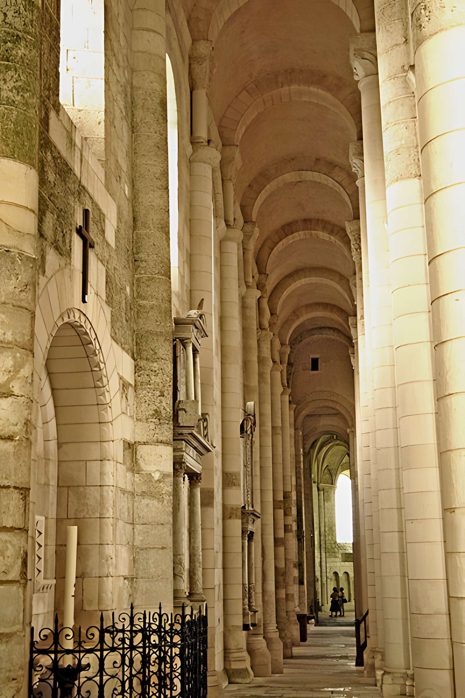 Abbaye Saint-Jouin de Marnes