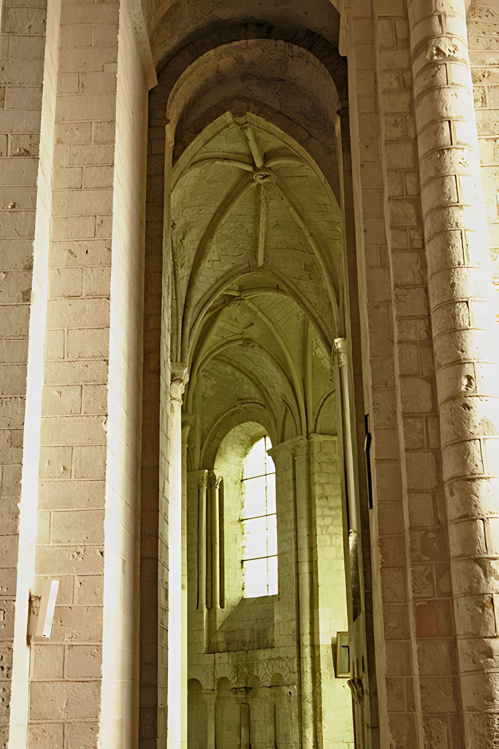 Abbaye Saint-Jouin de Marnes