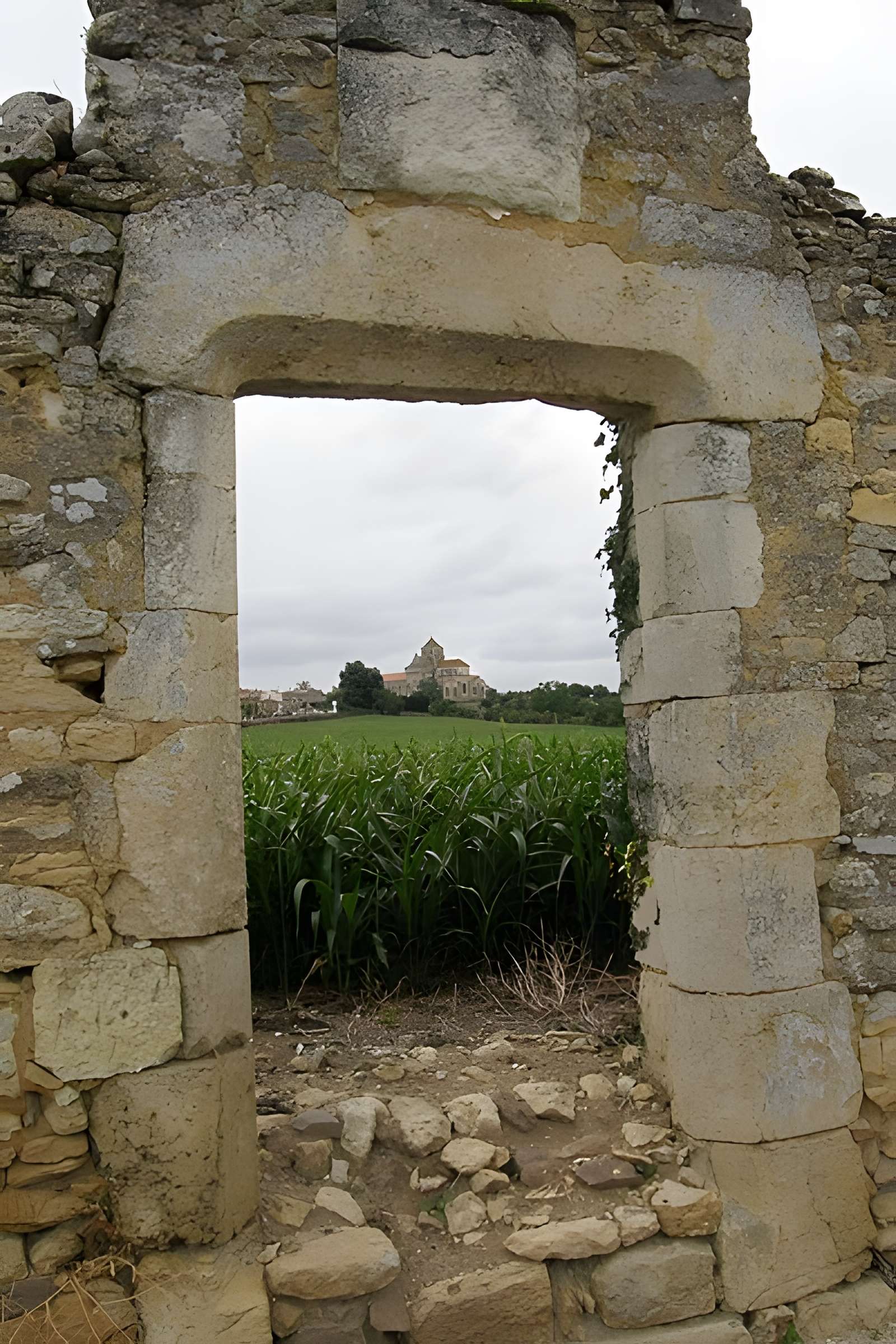 Abbaye Saint-Jouin de Marnes