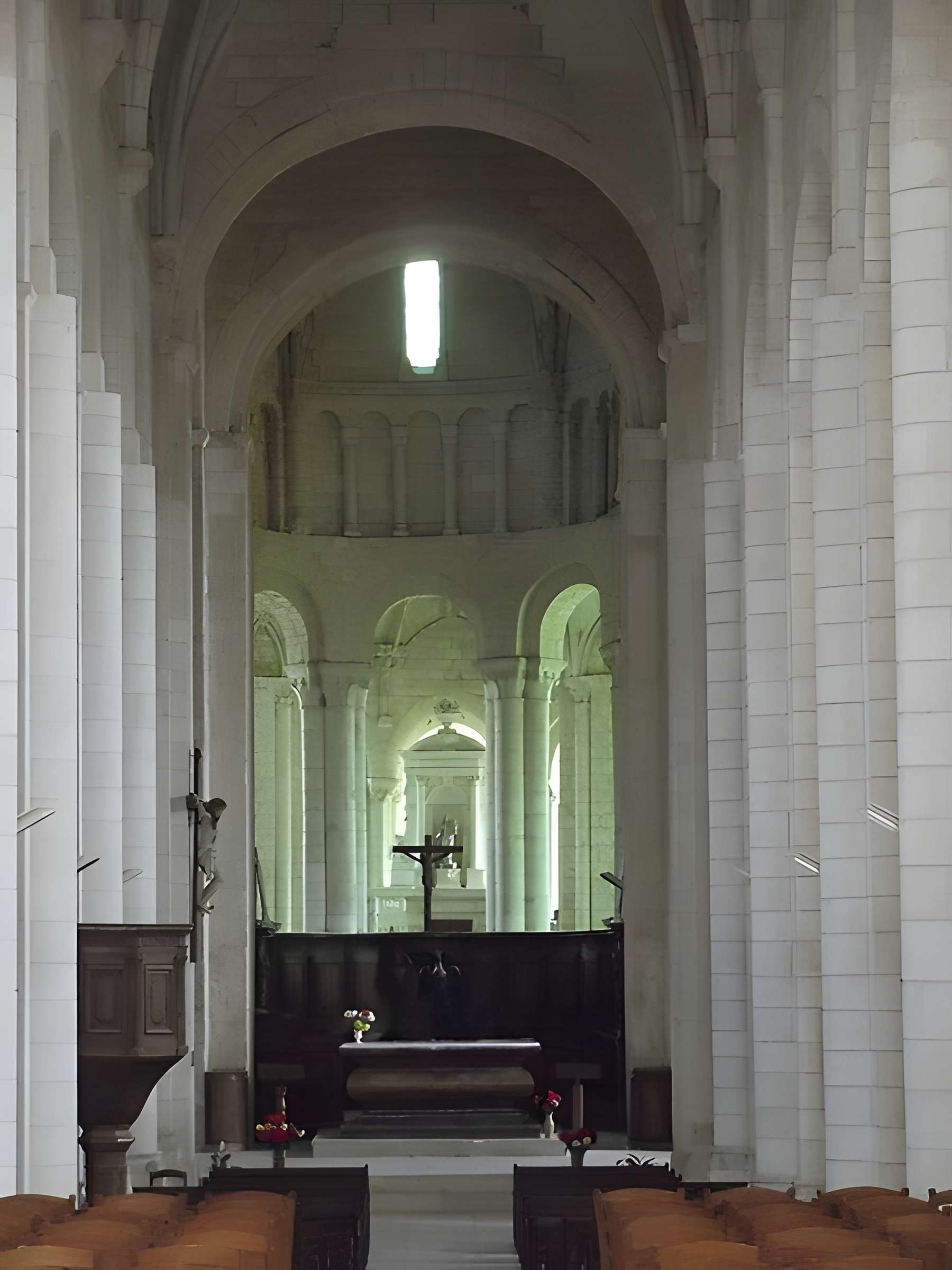 Abbaye Saint-Jouin de Marnes