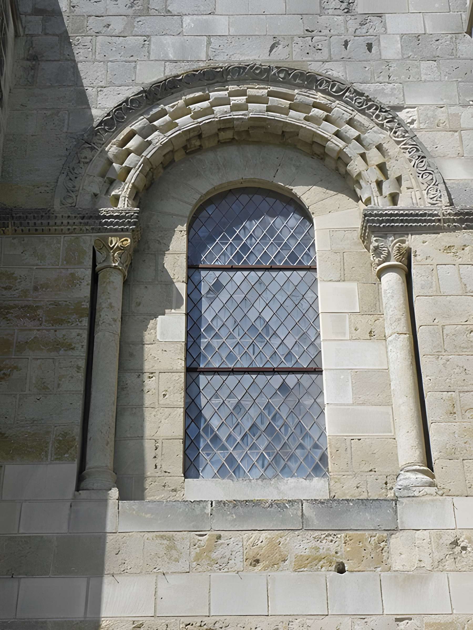 Abbaye Saint-Jouin de Marnes