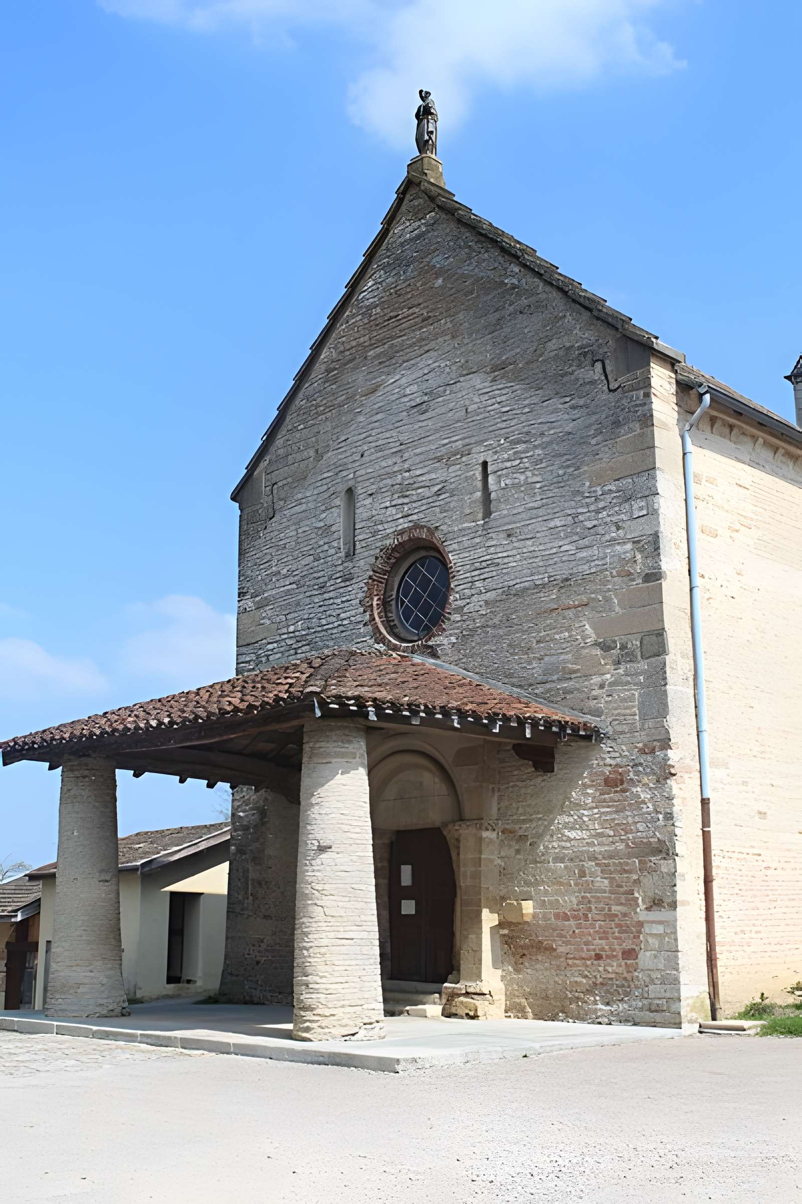 Église Saint-Jean-Baptiste de Saint-Jean-sur-Reyssouze