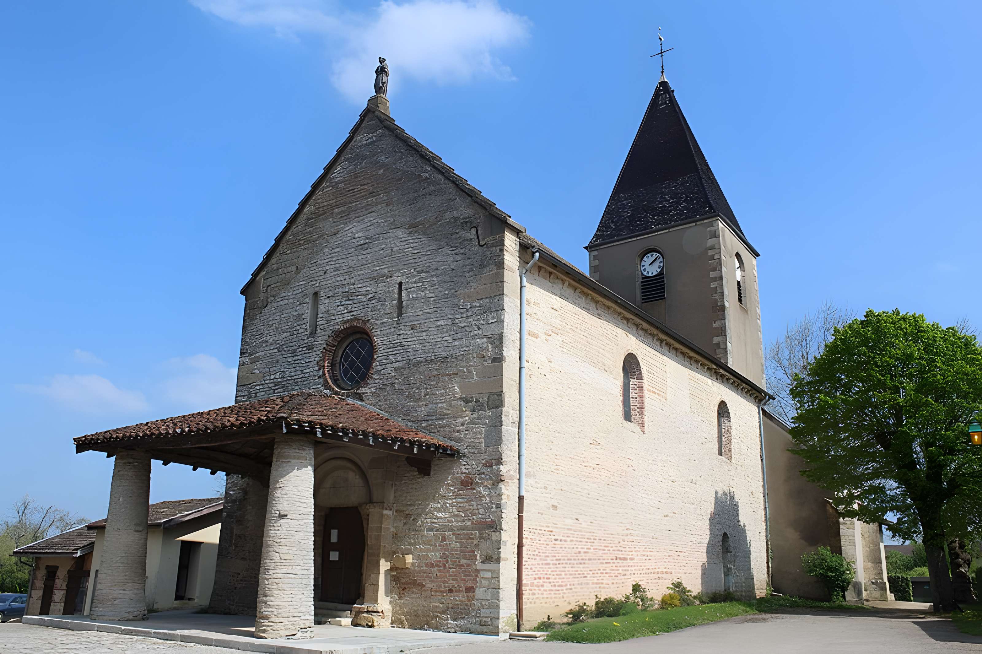 Église Saint-Jean-Baptiste de Saint-Jean-sur-Reyssouze