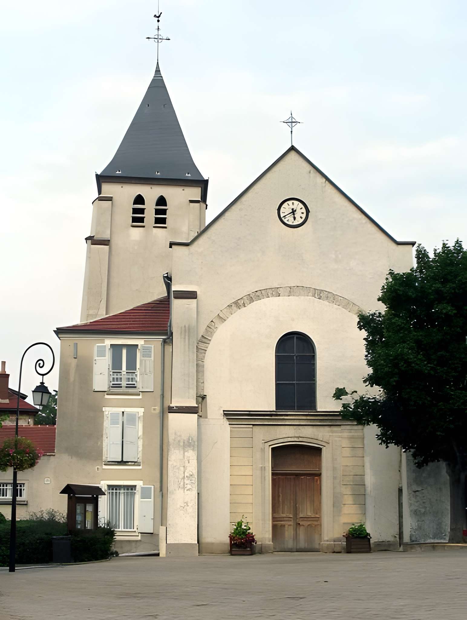 Église Saint-Jean-Baptiste de Saint-Thibault-des-Vignes