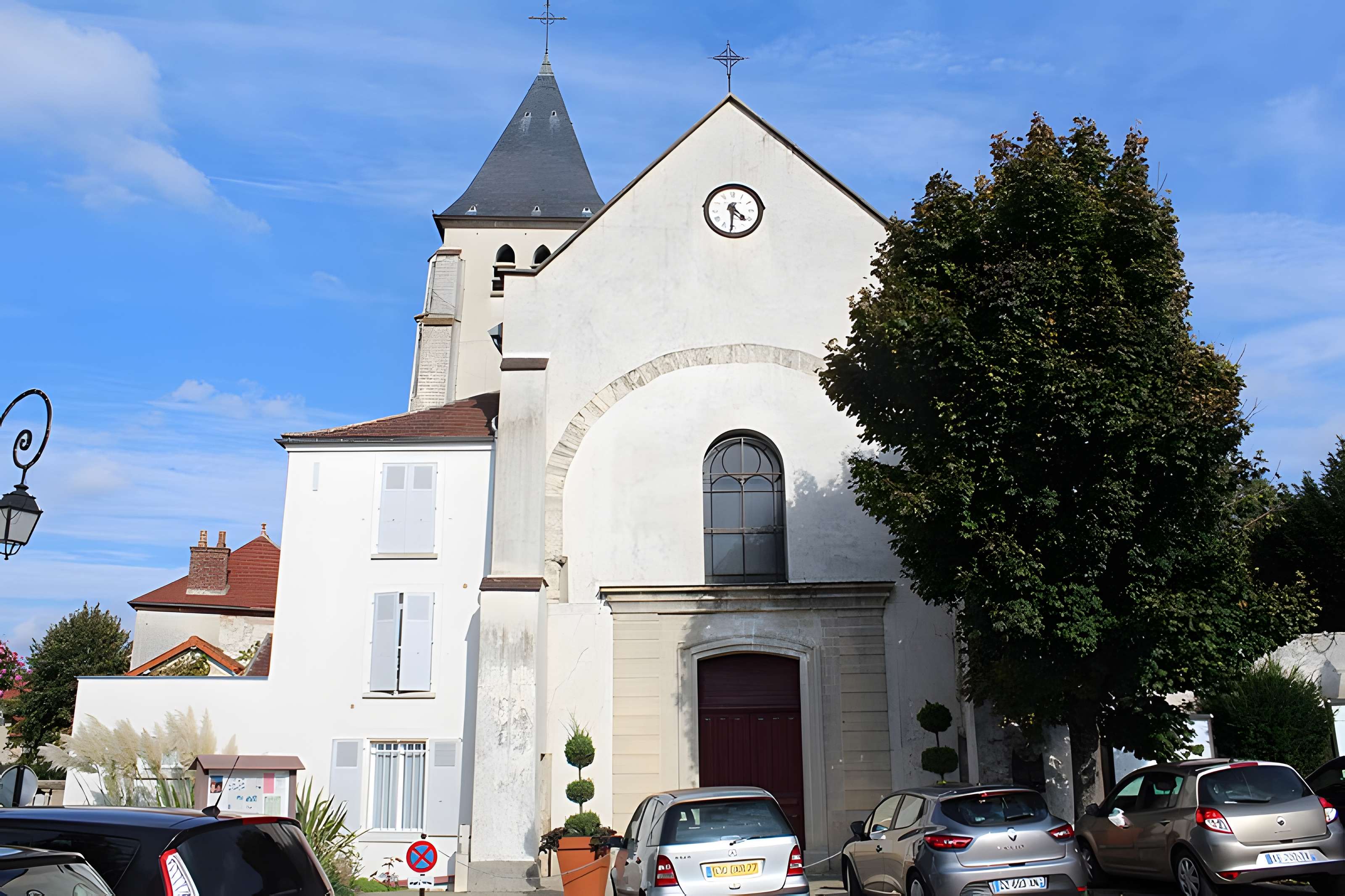 Église Saint-Jean-Baptiste de Saint-Thibault-des-Vignes
