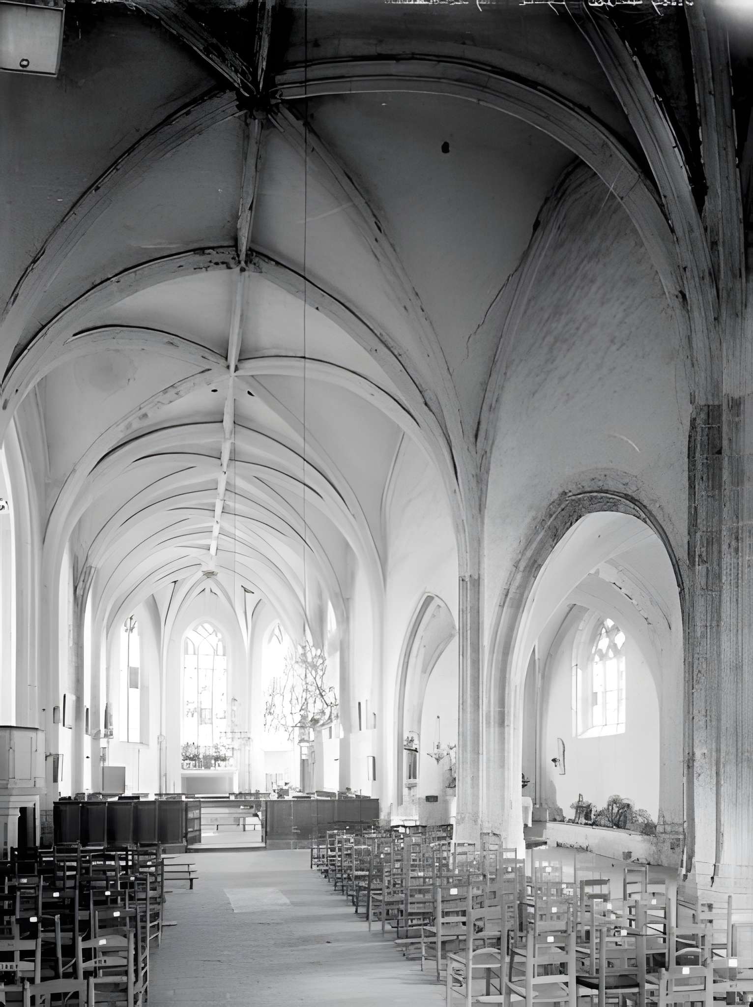 Église Saint-Jean-Baptiste de Sury-près-Léré