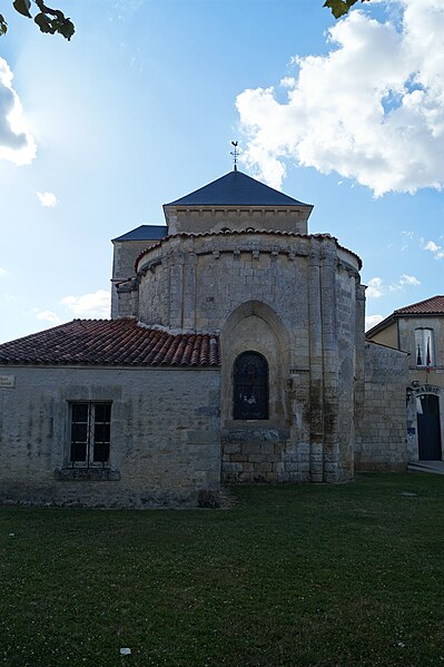 Église Saint-Jean-Baptiste de Velluire