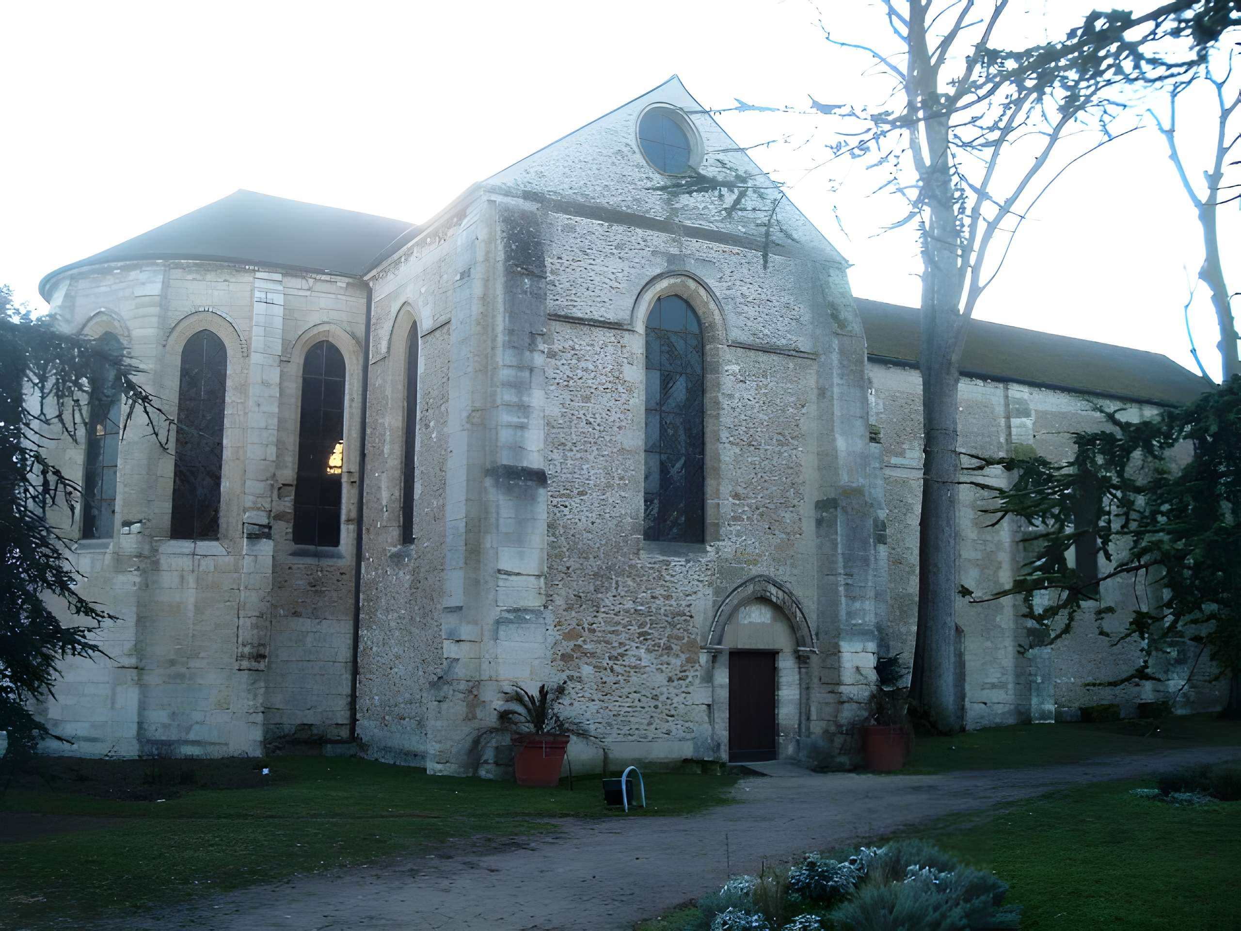 Église Saint-Jean-de-l'Île de Corbeil-Essonnes