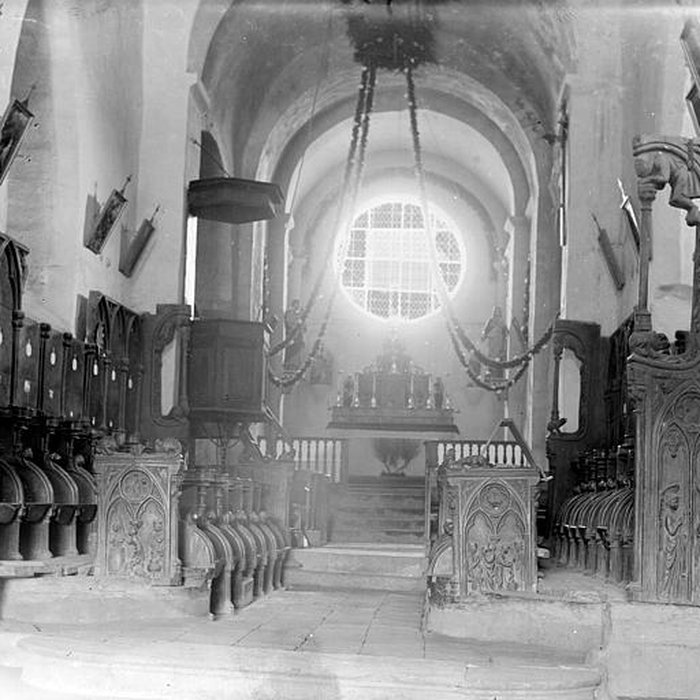 Photo de Église Saint-Jean-Evangeliste de Bard-le-Régulier