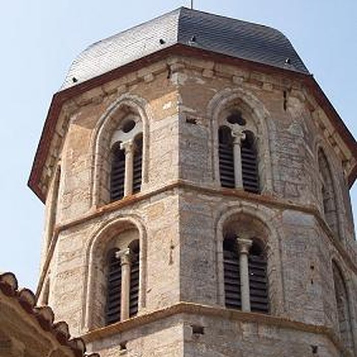 Photo de Église Saint-Jean-Evangeliste de Bard-le-Régulier