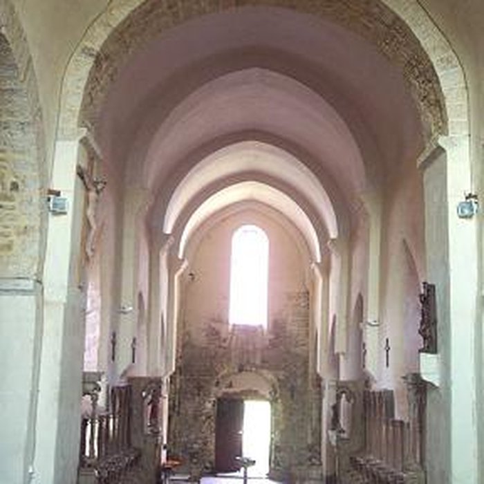 Photo de Église Saint-Jean-Evangeliste de Bard-le-Régulier