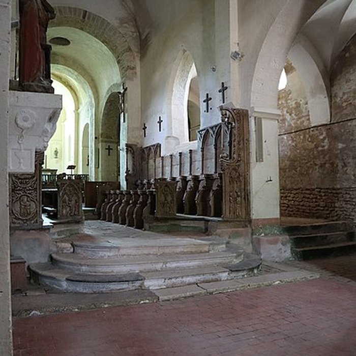 Photo de Église Saint-Jean-Evangeliste de Bard-le-Régulier