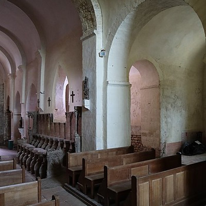 Photo de Église Saint-Jean-Evangeliste de Bard-le-Régulier