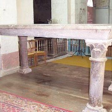 Église Saint-Jean-Evangeliste de Bard-le-Régulier