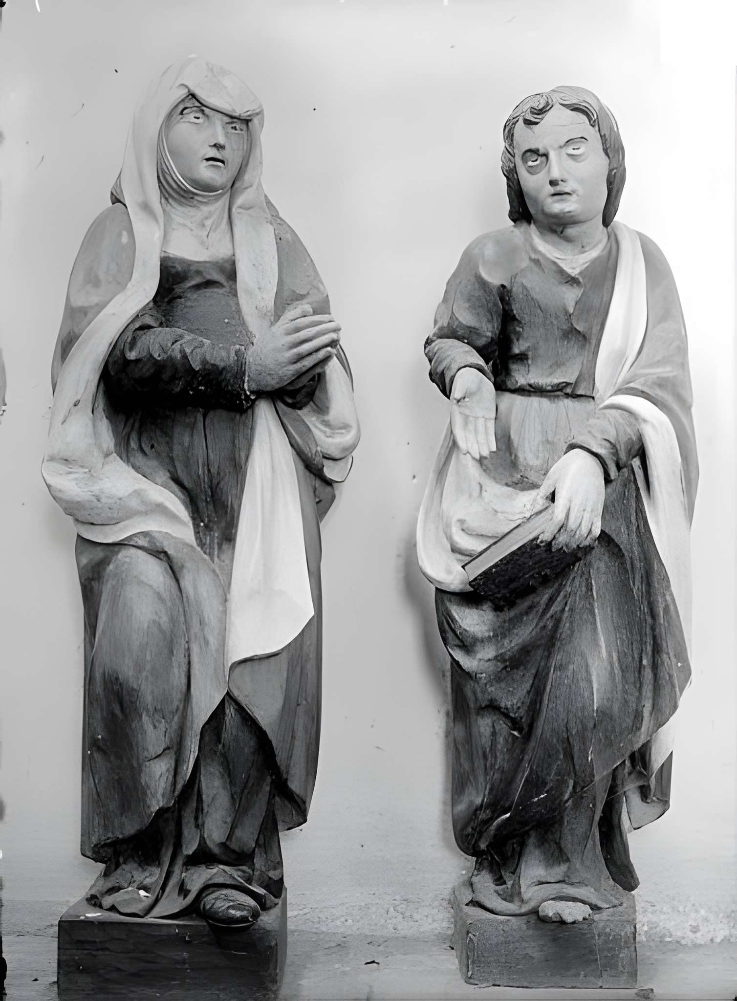 Église Saint-Jean-Evangeliste de Bard-le-Régulier