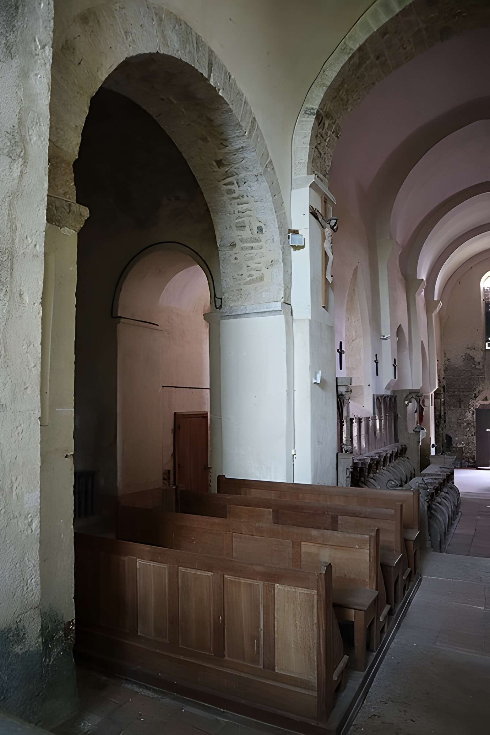 Église Saint-Jean-Evangeliste de Bard-le-Régulier